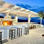 Meganisi Villa *