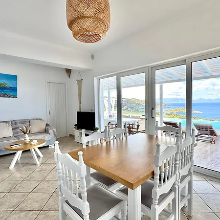 Meganisi Villa *