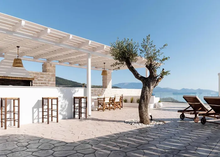 Meganisi * Agios Nikolaos (Zakynthos)