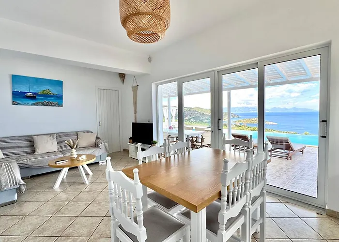 Meganisi Villa *